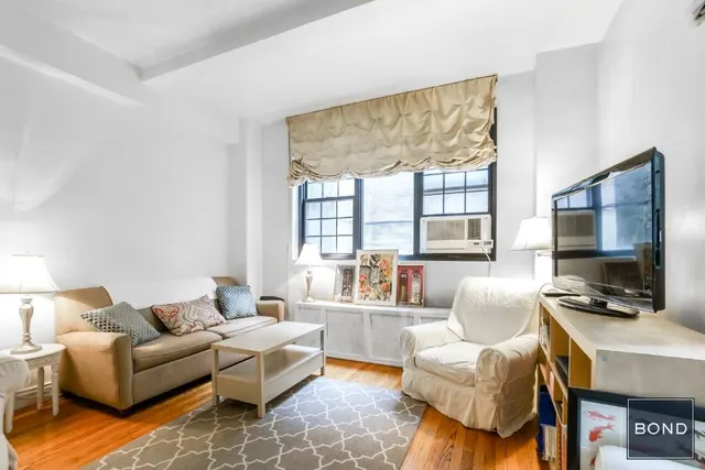 102 East 22nd Street