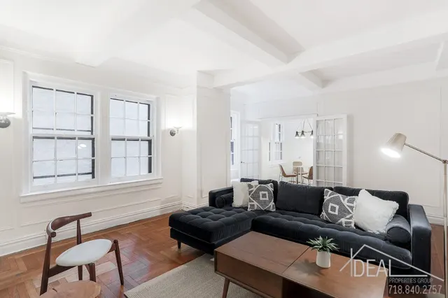 24 Monroe Place