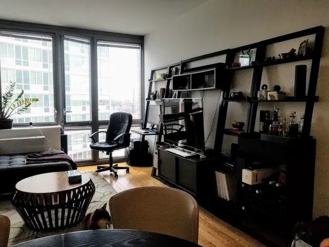 46-10 Center Boulevard