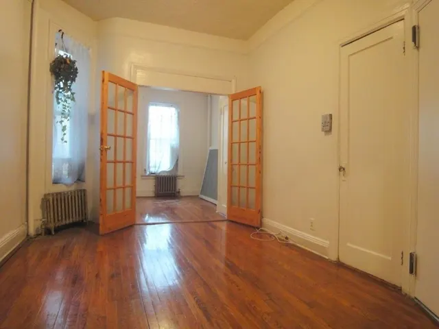 929 Columbus Avenue