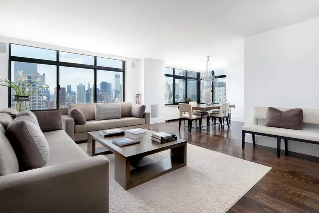 400 East 70th Street
