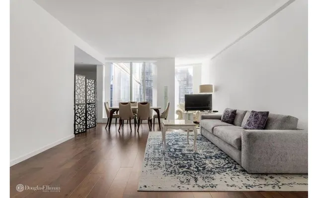 1 West End Avenue