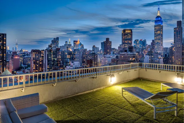 308 East 38th Street