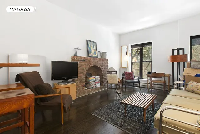 433 West 24th Street