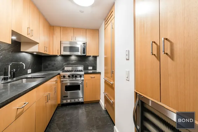 100 West 58th Street