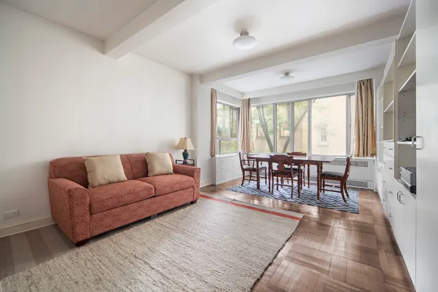25 West 54th Street