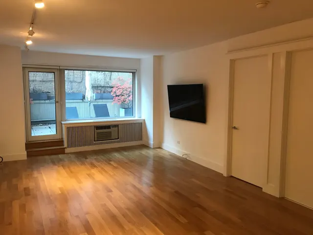 130 East 63rd Street