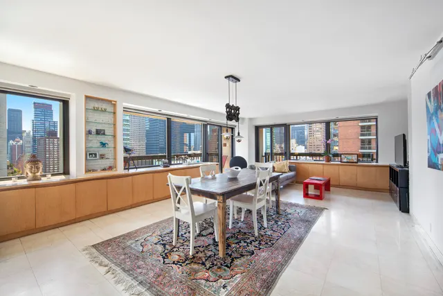 300 East 59th Street