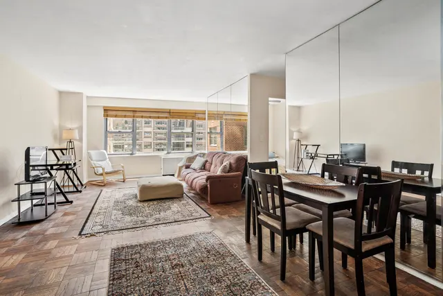 360 East 72nd Street