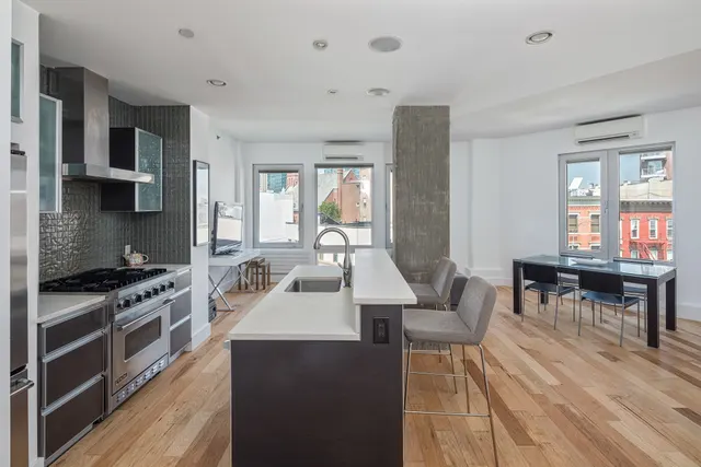 10-50 Jackson Avenue
