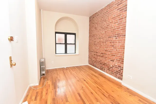 221 West 105th Street