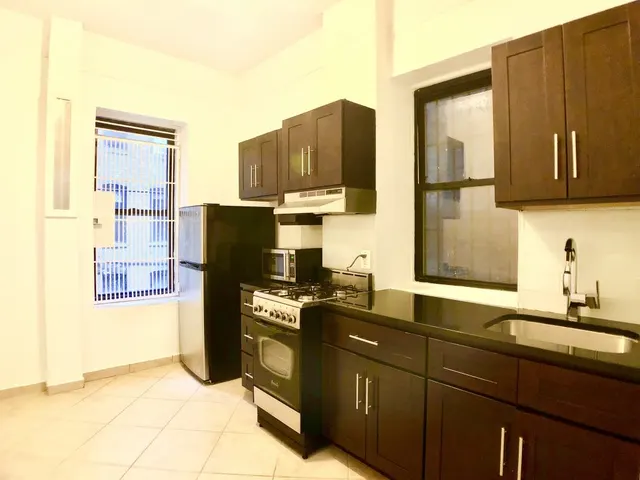 221 West 105th Street