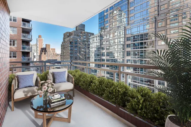360 East 72nd Street