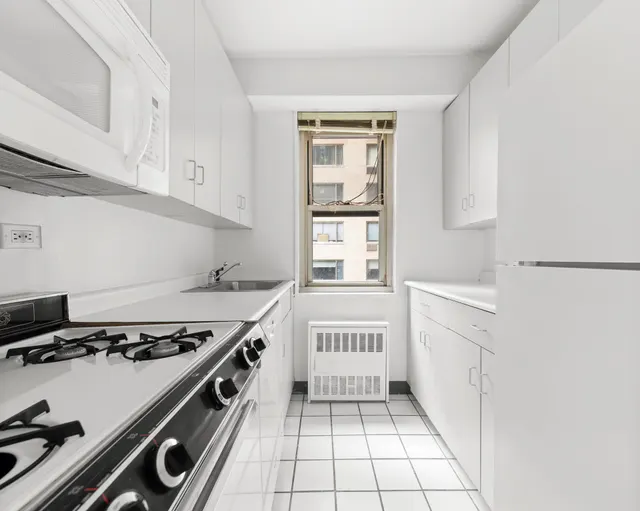 400 East 54th Street