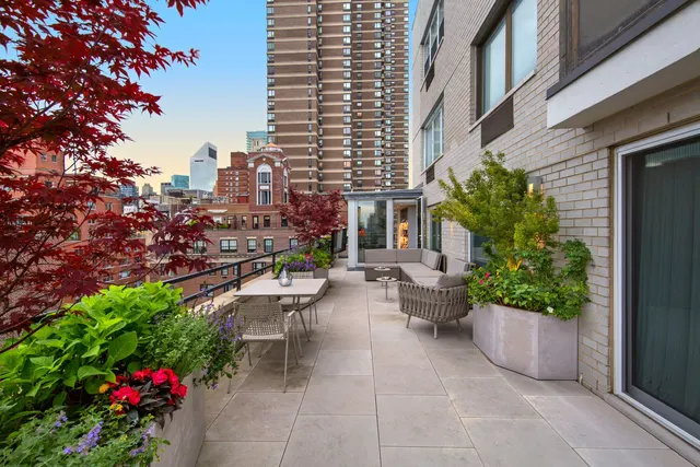 35 Sutton Place