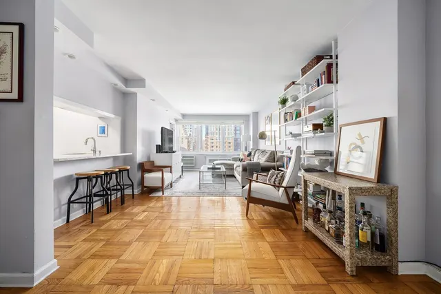 200 East 84th Street