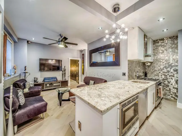 4 Lexington Avenue