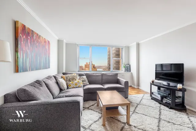 444 East 86th Street