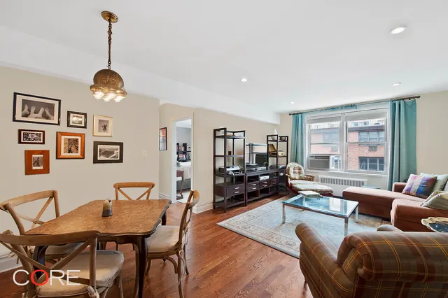 60 East 9th Street