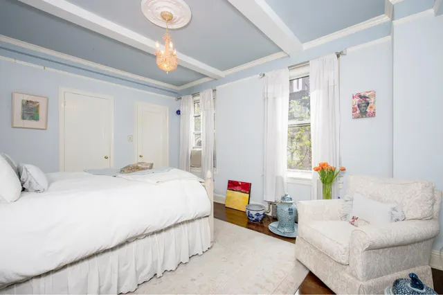 60 Gramercy Park North