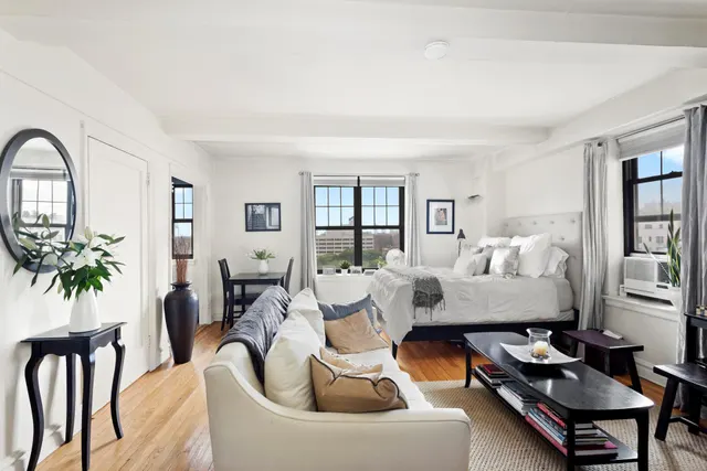 200 East 16th Street