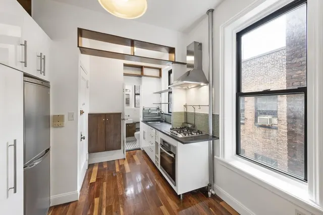 194 Bleecker Street
