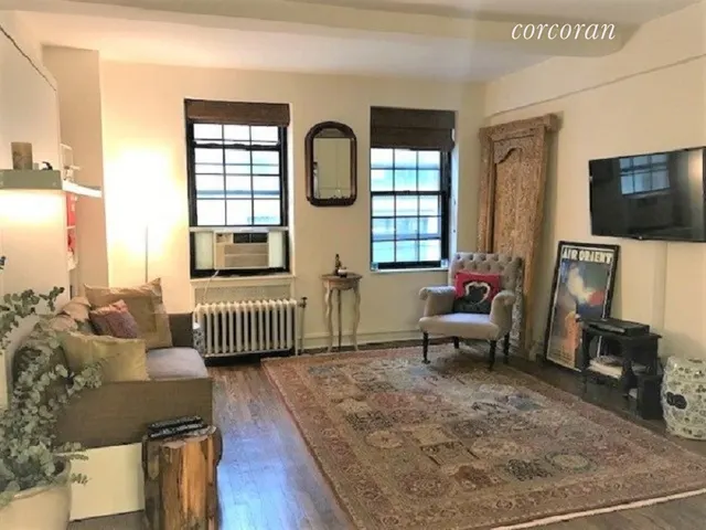 102 East 22nd Street