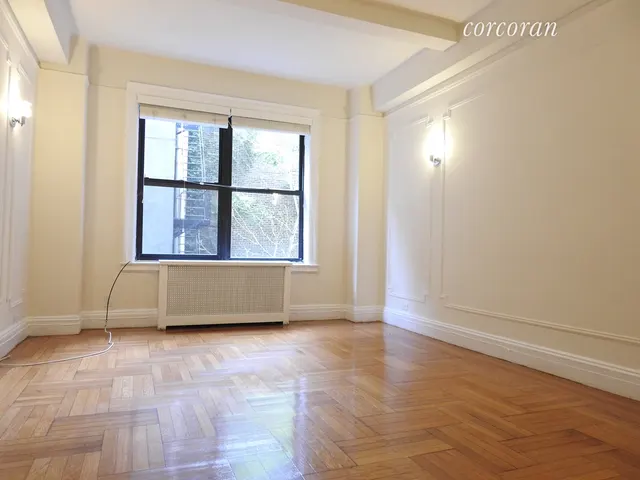 201 East 35th Street