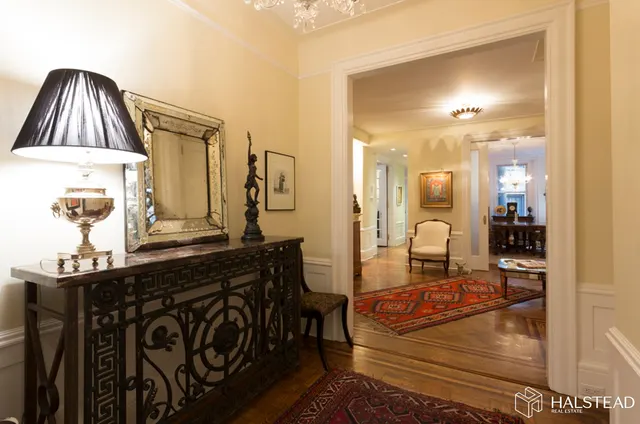 200 West 54th Street