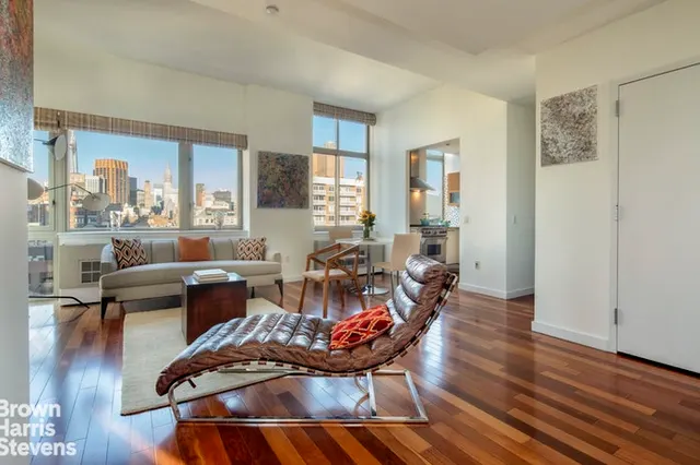 121 East 23rd Street