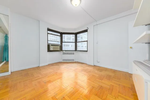 135 East 54th Street