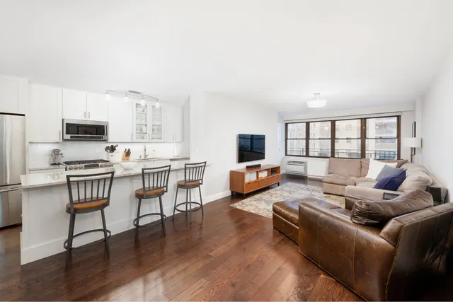 345 East 81st Street