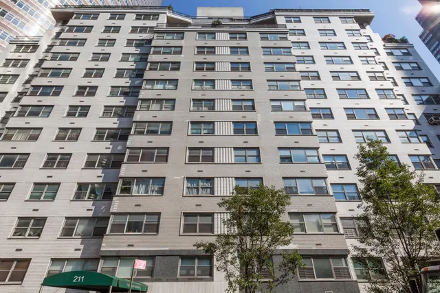 211 East 53rd Street