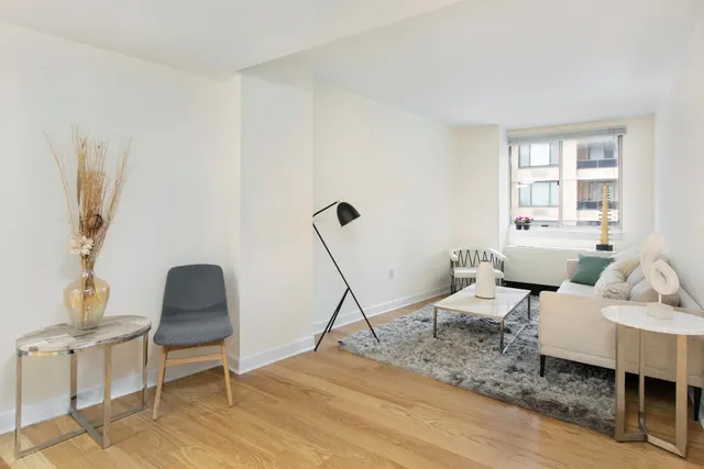 308 East 38th Street