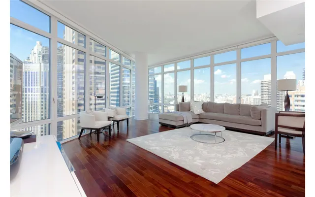 207 East 57th Street