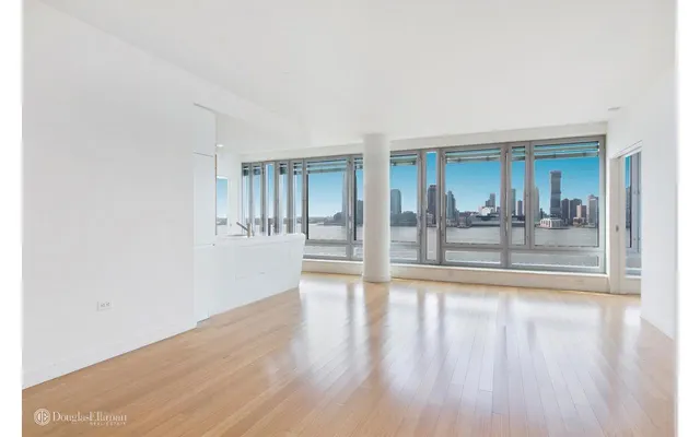 2 River Terrace
