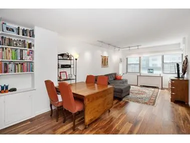 211 East 53rd Street