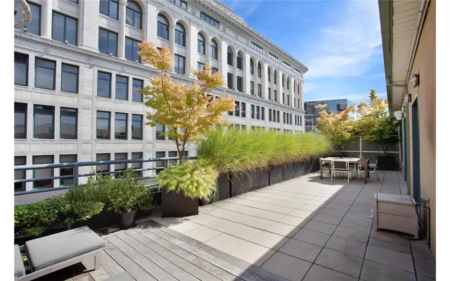 21 Astor Place