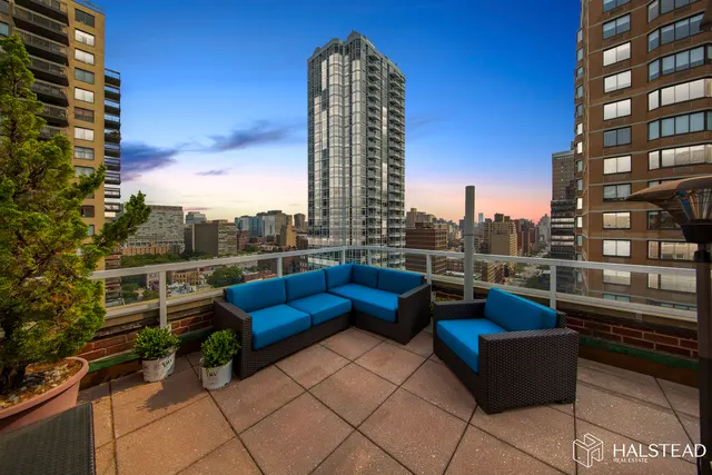 165 East 32nd Street