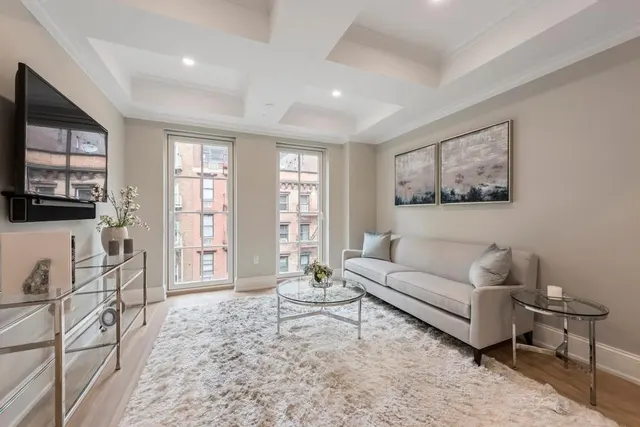 336 East 54th Street