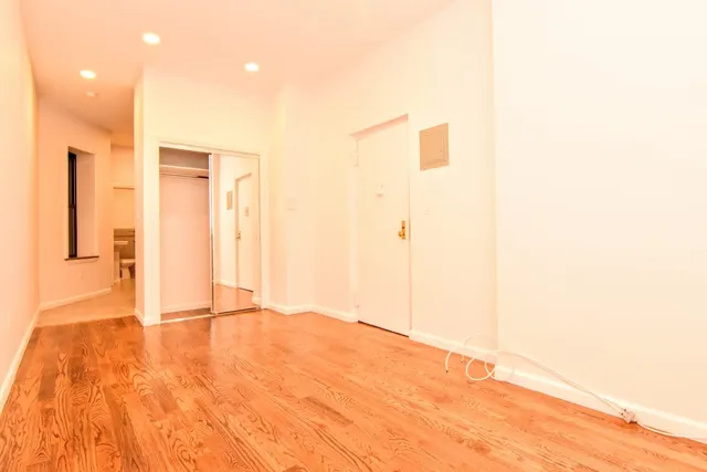 221 West 105th Street