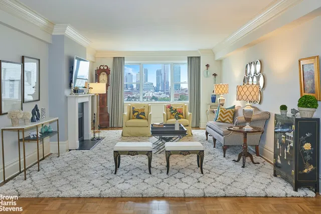 45 Sutton Place South