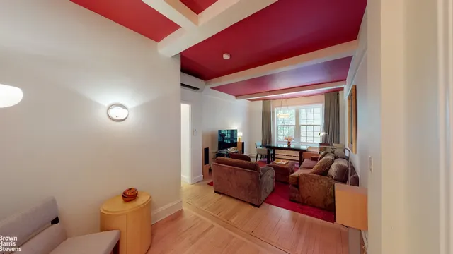 27 West 55th Street