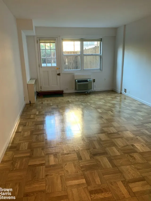 240 East 76th Street