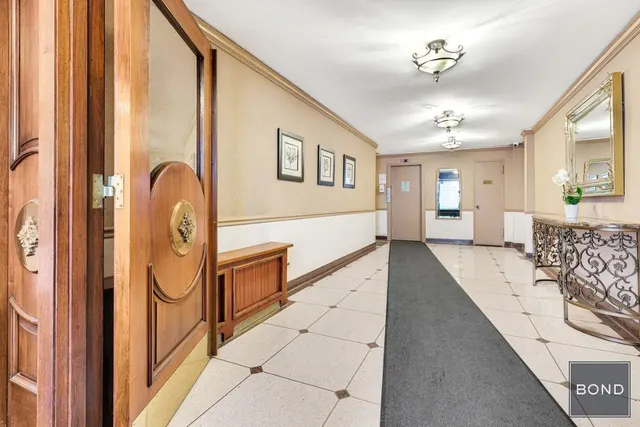 150 East 27th Street