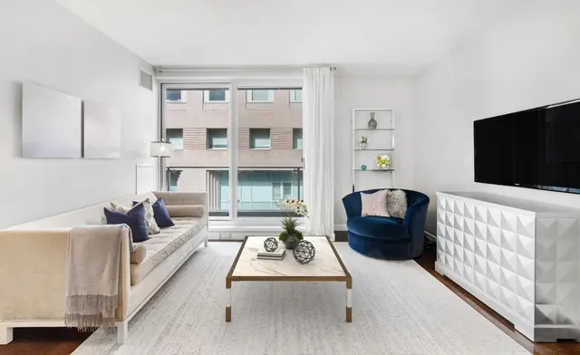 462 West 58th Street