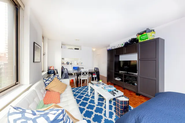 200 East 89th Street