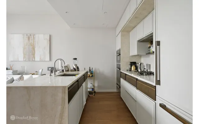 5 Beekman Street