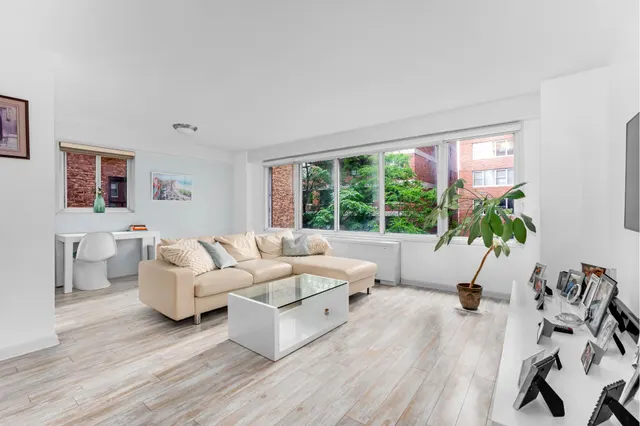 360 East 72nd Street