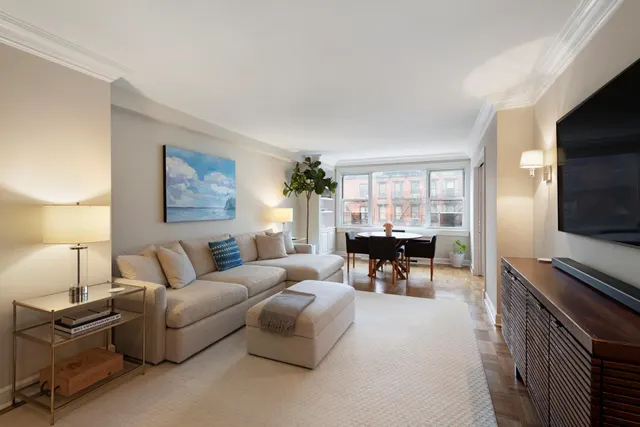 196 East 75th Street